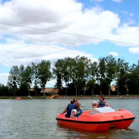 샬레 Zecamping 3 Etoiles Animaux Acceptes Espace Aquatique Moncontour (Vienne)