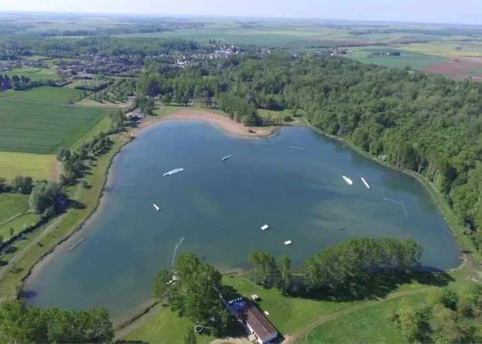 3 étoiles - Parc Aquatique - Eebbhb Moncontour (Vienne)