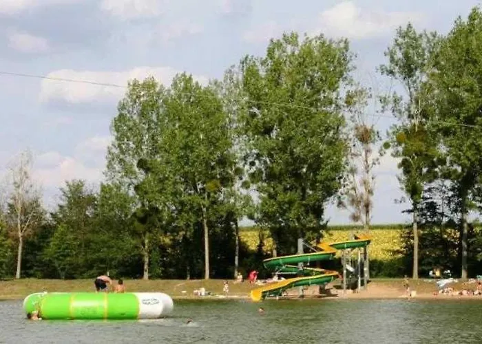 3 étoiles - Parc Aquatique - Eebbhb Moncontour (Vienne)